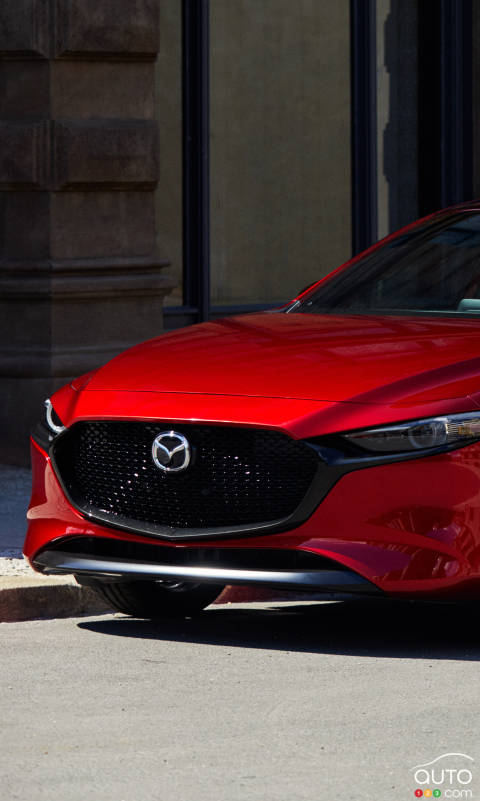 Los Angeles 2018: The next-gen 2019 Mazda3 shows its stuff