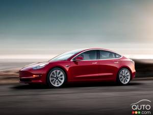 La production de la Tesla Model 3 atteint 1000 unités par jour
