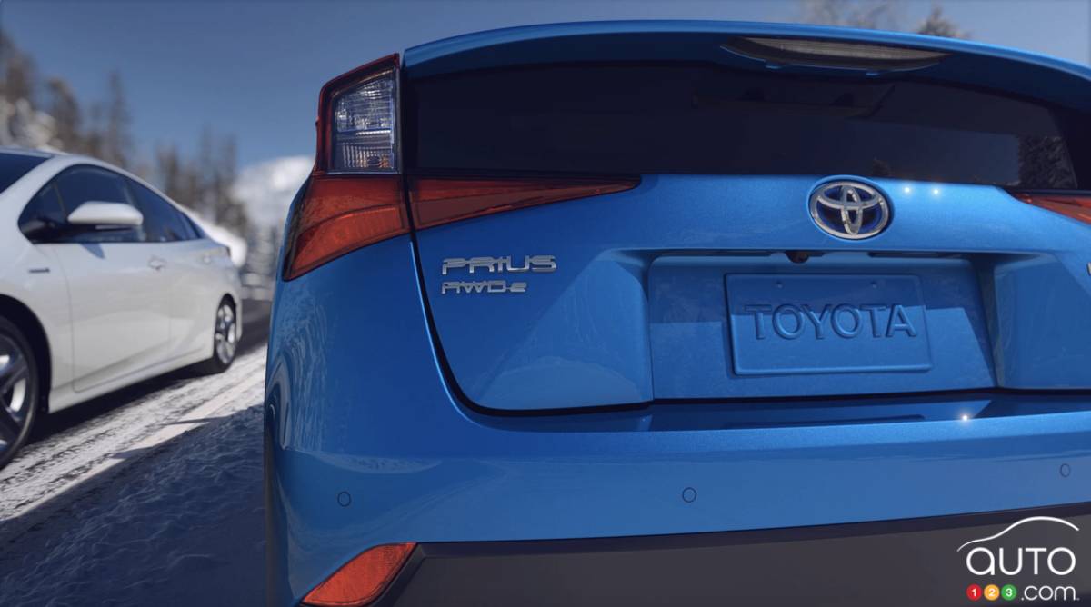 2019 Toyota Prius AWD-e details, U.S. pricing announced