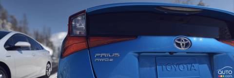 2019 Toyota Prius AWD-e details, U.S. pricing announced