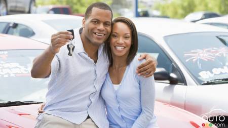 Buying Or Leasing A Car: Pros And Cons