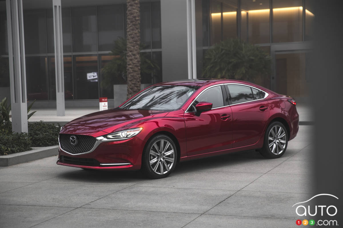 Le prix de la Mazda6 2018 annoncé et des modèles 50e anniversaire ajoutés