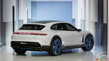 Geneva 2018: New Porsche 911, Mission E Cross Debut
