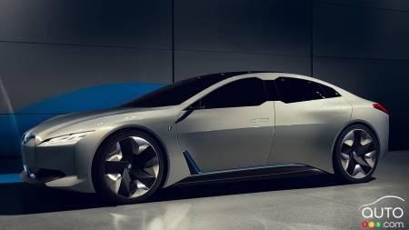 BMW i4 in 2020, With a Range of up to 700 km