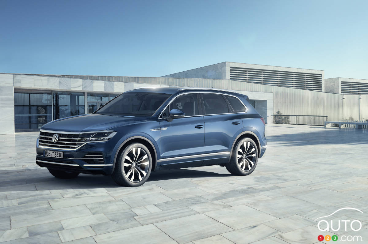 Volkswagen Unveils new Touareg in China