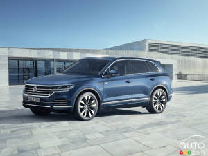 Volkswagen Unveils new Touareg in China