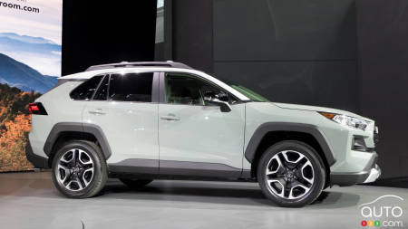 Edmonton 2018: Next-Gen Toyota RAV4 Makes Canadian Debut