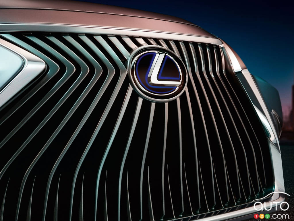 2019 Lexus ES