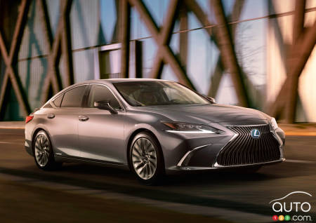 First images of Lexus ES Released