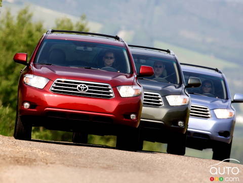 Toyota Highlander: Detaching Steering Wheels Lead to NHTSA Inquiry