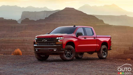 Gas and Diesel Turbo Engines added for 2019 Chevrolet Silverado