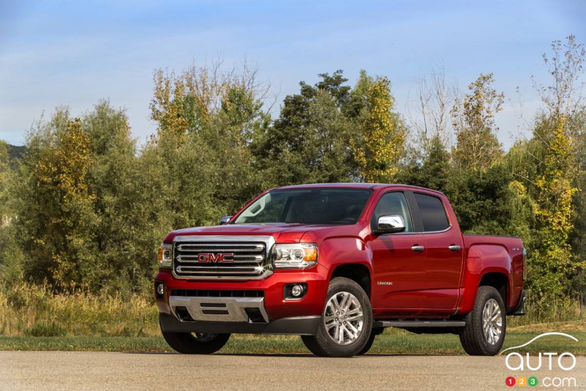 2018 GMC Canyon Diesel  : Life-size, not mid-size