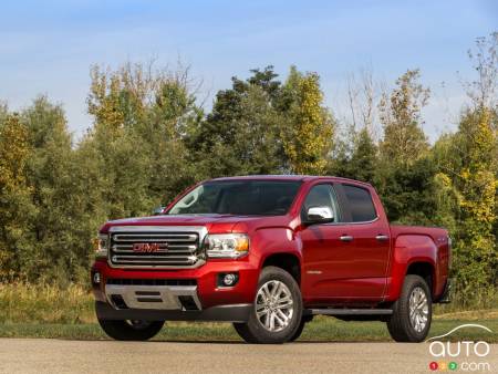 2018 GMC Canyon Diesel  : Life-size, not mid-size