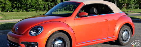 Review of the 2018 Volkswagen Beetle Convertible