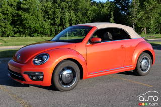 Essai routier de la Volkswagen Beetle d capotable 2018 Essais