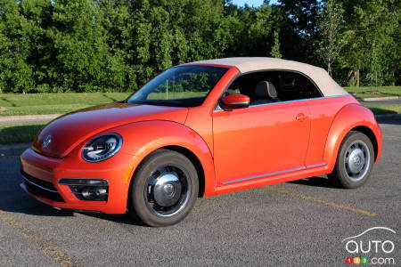 Essai routier de la Volkswagen Beetle d capotable 2018 Essais