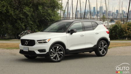 2019 Volvo XC40 R-Design Review: Poised for Success