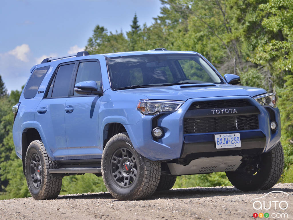Review Of The 18 Toyota 4runner Trd Pro Car Reviews Auto123