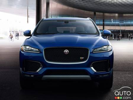 The 2019 Jaguar F-PACE SVR version is coming: Details Announced