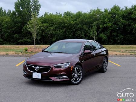 2018 Buick Regal Sportback Review: At the Intersection of Coupe, Sedan and Hatch