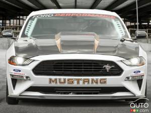 Ford dévoile la Mustang Cobra Jet 2018