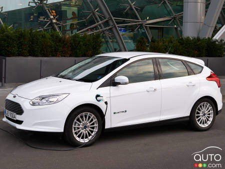 Ford Issues Recall for 50,000 Hybrid, electric vehicles