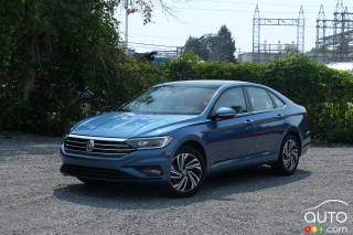 Research 2019
                  VOLKSWAGEN Jetta pictures, prices and reviews