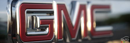 GM Recalls 1.2M Pickups, SUVs over steering problem