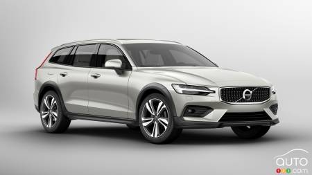 2019 Volvo V60 Cross Country: Details, Images Released