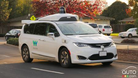 Locals Attacking Self-Driving Cars in Arizona Town