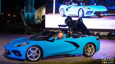 The 2020 Chevrolet Corvette Stingray Convertible Unveiled: By the Rocket’s Red Glare