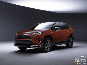 Toyota Confirms RAV4 Plug-In Hybrid to Debut at LA Show