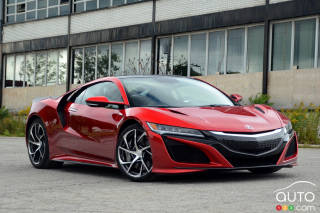 The Acura Nsx Why Doesn T It Sell More Car Reviews Auto123