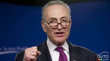 Top Democratic Senator Proposes $454B Plan to Speed up Transition to EVs