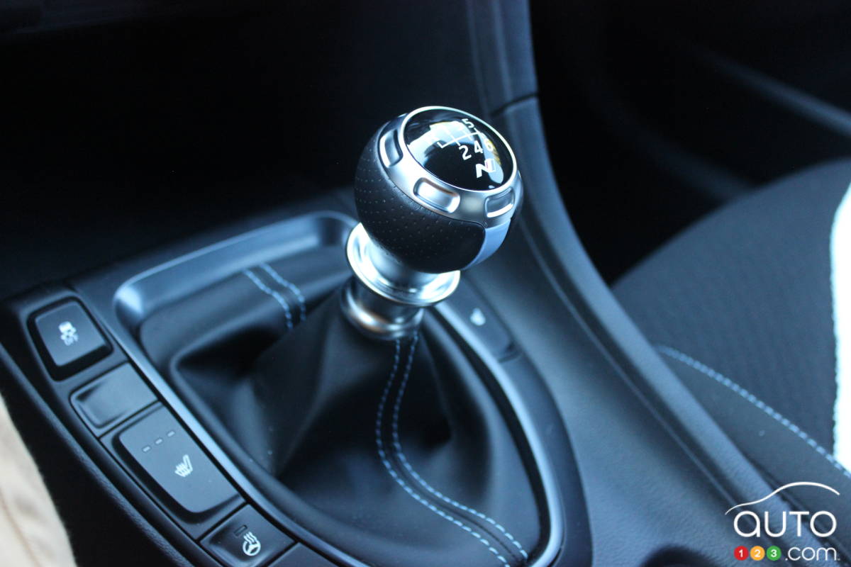 EV Sales Double Those of Vehicles with Manual Transmissions