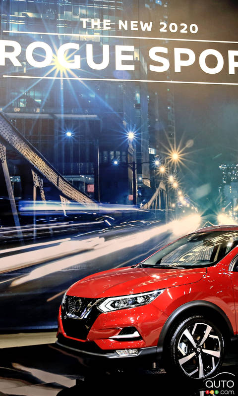 Chicago 2019: 2020 Nissan Qashqai (as Rogue Sport) Makes Debut Appearance