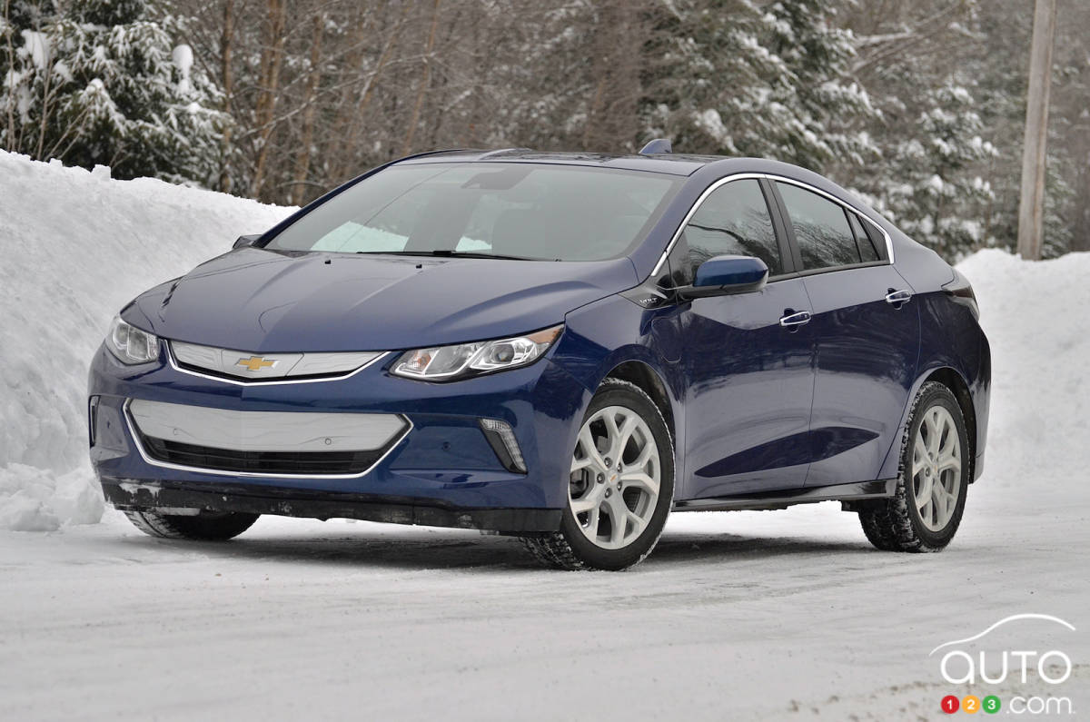 Selon le AAA, le temps froid peut réduire l’autonomie des voitures électriques de presque 50%
