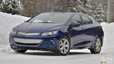 AAA Study: EV Range Can Fall by Nearly  50% in Cold Weather