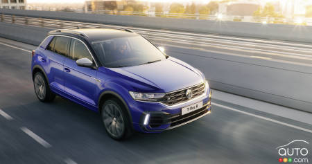 Volkswagen Reveals T-Roc R Variant Ahead of Geneva Debut