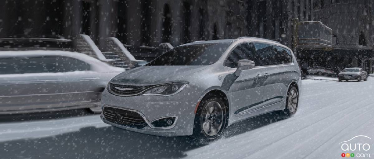 FCA Likely Planning All-Wheel-Drive Chrysler Pacifica