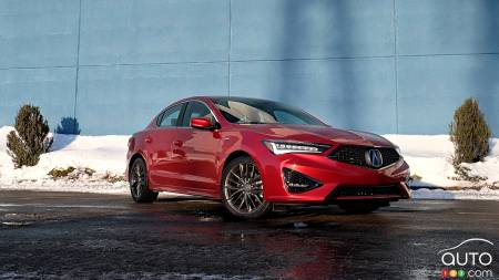 2019 Acura ILX Review: Falling Stylishly Between Two Stools