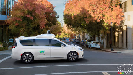 Self-Driving Cars: Americans Still Don’t Trust Them