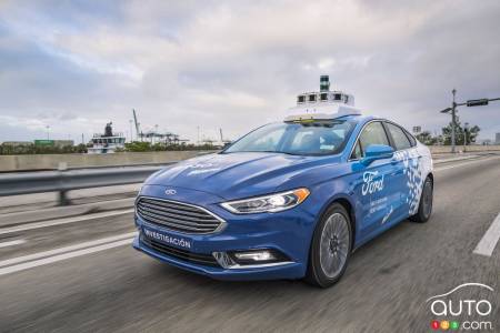 Autonomous Driving Ford Toyota And Gm Create Partnership Car Autonomous Driving Ford Toyota And Gm Create Partnership