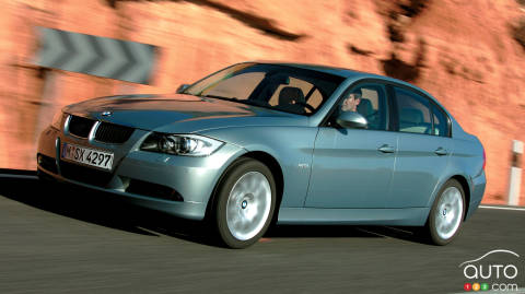 BMW Adds 185,000 Cars to Earlier Recall Over Fire Risk