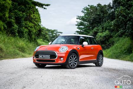 Mini Cooper (R56) Owner's Review - Super Frustrating Flaws. 