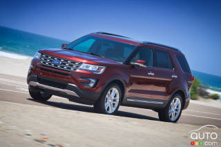 Research 2017
                  FORD Explorer pictures, prices and reviews