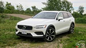 2019 Volvo V60 Cross Country T5 Review: The high(er)-legged CC is back