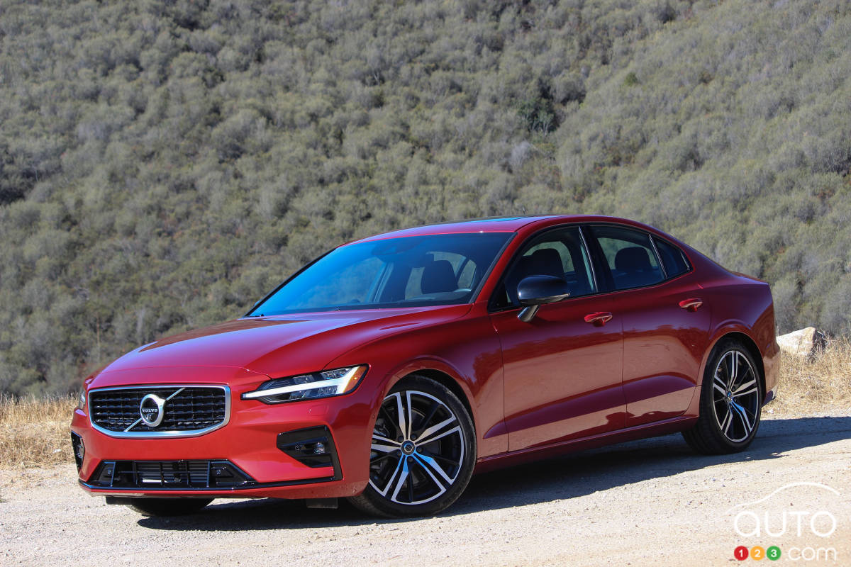 2019 Volvo S60 and V60 Review: Standing Out In a Crowd