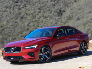 2019 Volvo S60 and V60 Review: Standing Out In a Crowd
