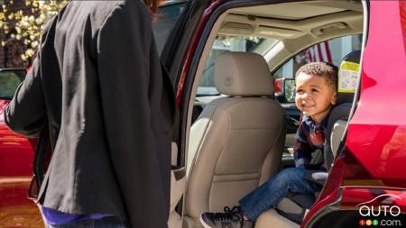 Automakers Agree to Have Rear Seat Alerts in Most New Cars by 2025